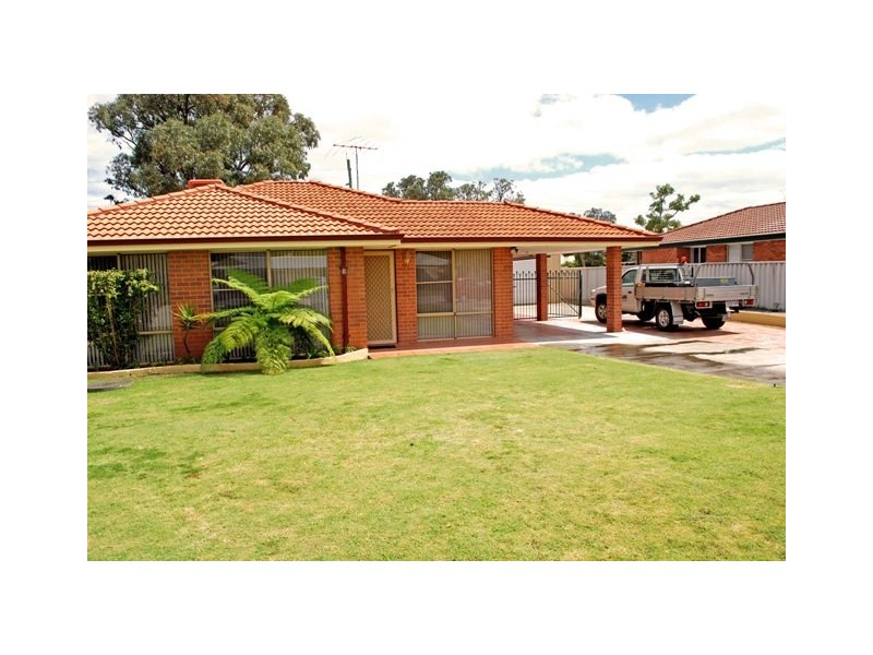 9 Scrubbird Court, Greenfields WA 6210