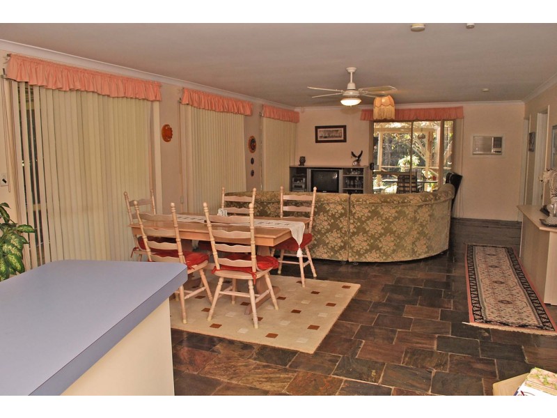3 Portsea Court, Meadow Springs WA 6210