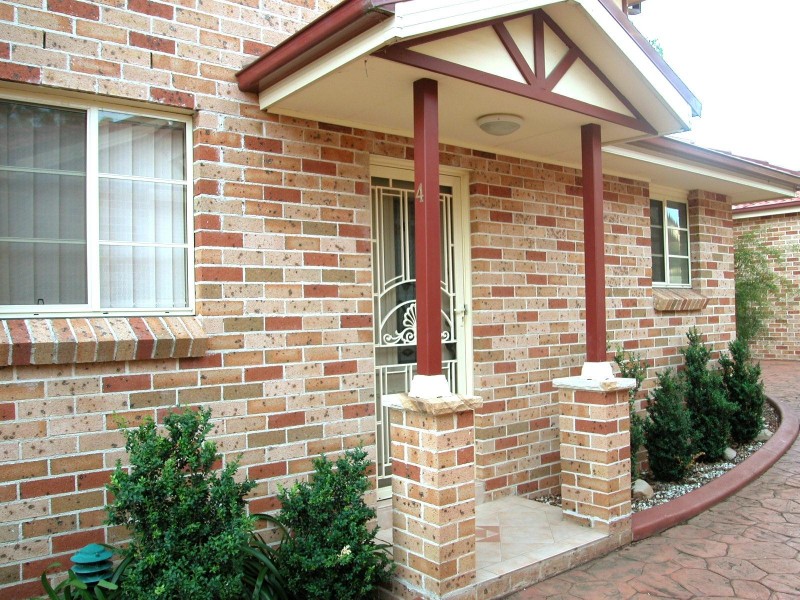 4/1-3 WILLARA AVENUE, Merrylands NSW 2160