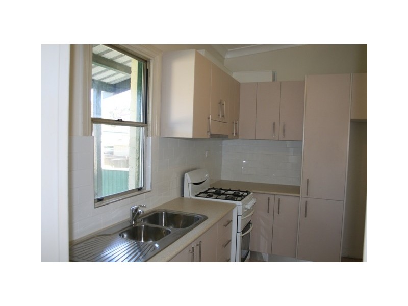 8 Tahlee St, Burwood NSW 2134