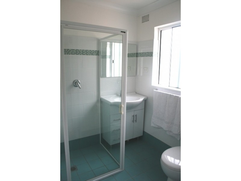 17 Samuel St, Tempe NSW 2044