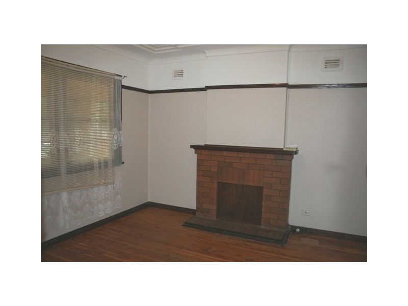 71 Deakin St, Auburn NSW 2144