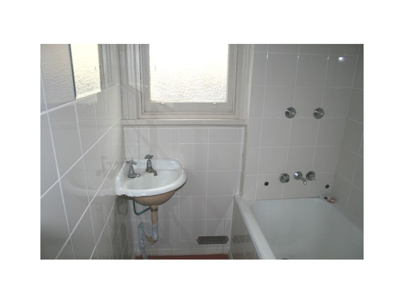 71 Deakin St, Auburn NSW 2144