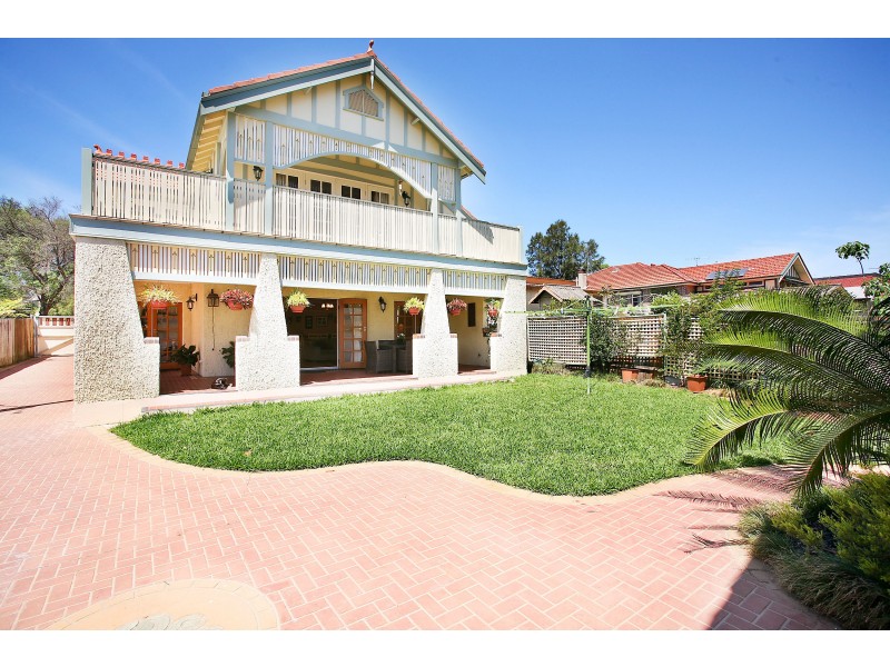 18 CONSETT STREET, Concord West NSW 2138