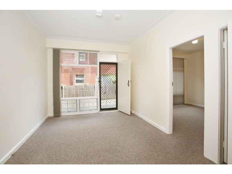 6/7 Queensborough Road, Croydon Park NSW 2133
