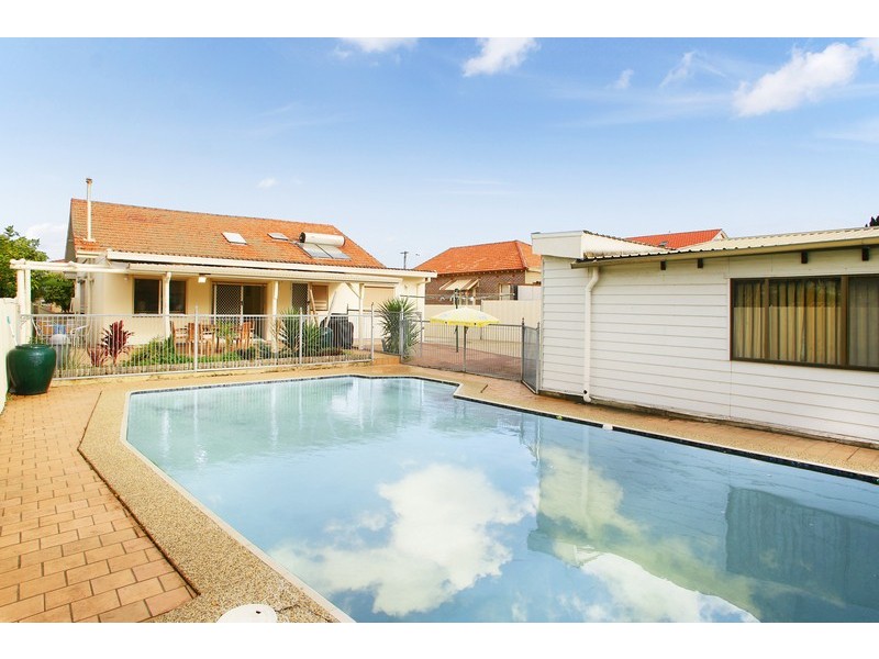 58 First Avenue, Rodd Point NSW 2046