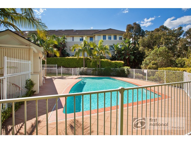 6/2a WALTON CRESCENT, Abbotsford NSW 2046