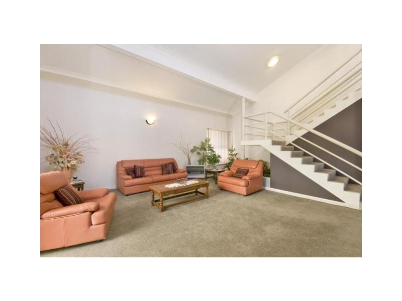 6 Santa Rosa Ave, Ryde NSW 2112