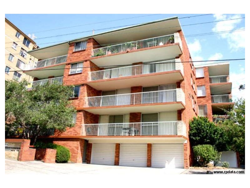 9/3A Bortfield Drv, Chiswick NSW 2046