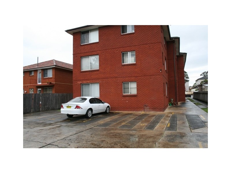 8/27-29 Second Ave, Campsie NSW 2194