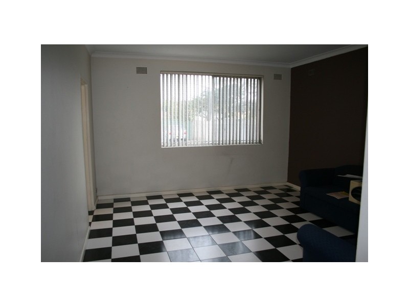 8/27-29 Second Ave, Campsie NSW 2194
