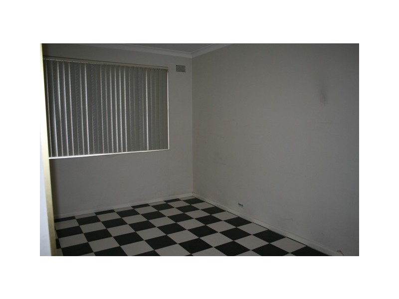 8/27-29 Second Ave, Campsie NSW 2194