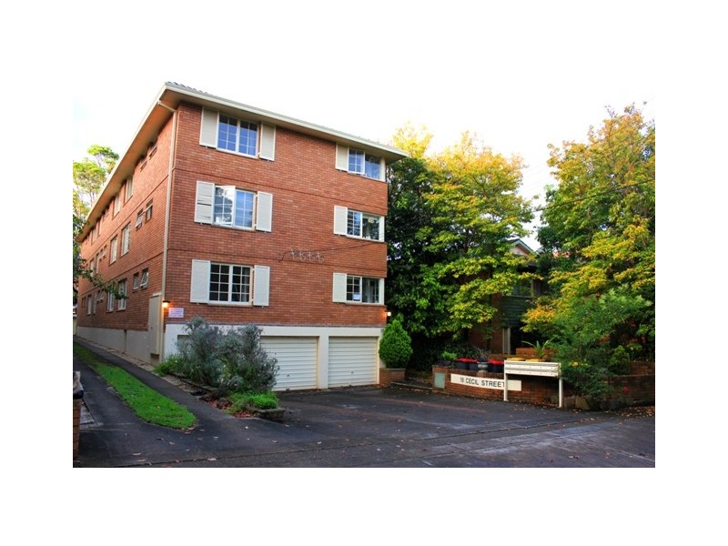 8/18 CECIL STREET, Ashfield NSW 2131