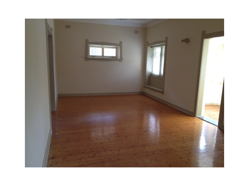 7 Dalmeny, Russell Lea NSW 2046