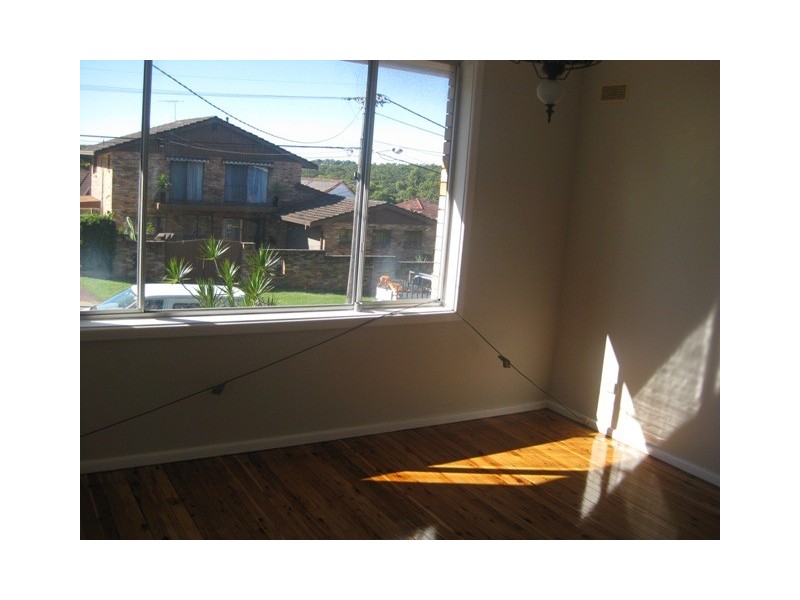 Peakhurst Heights NSW 2210