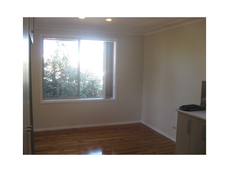 Peakhurst Heights NSW 2210