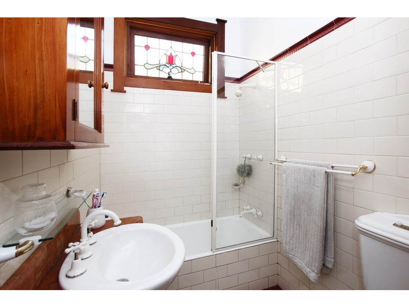 28 Gatrfern Avenue, Wareemba NSW 2046