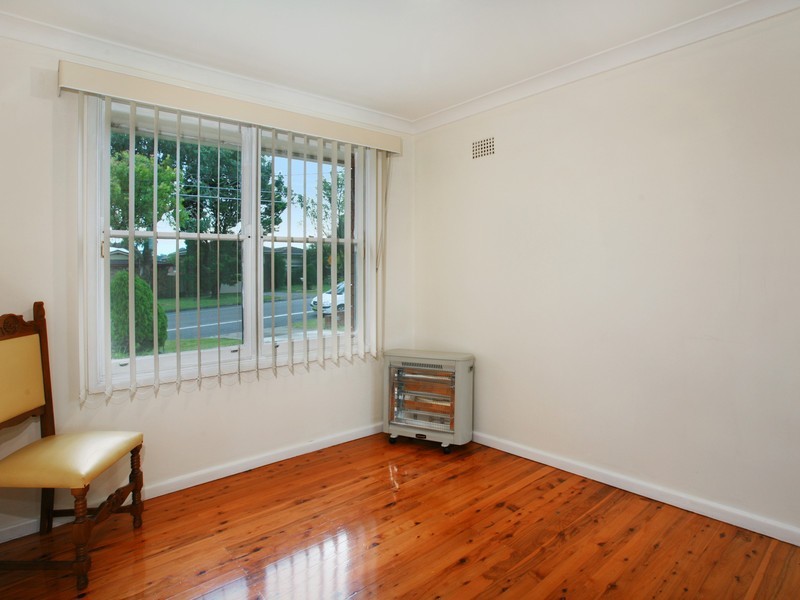 135 Flinders Street, Georges Hall NSW 2198