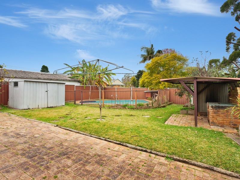 135 Flinders Street, Georges Hall NSW 2198