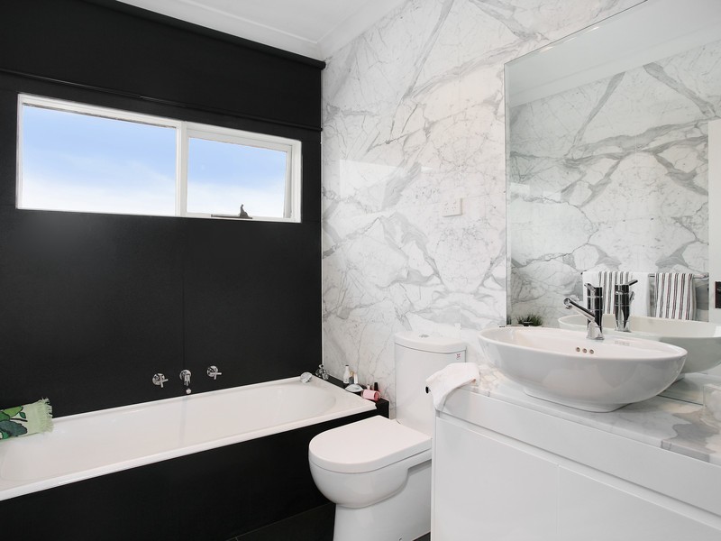 16 Lea Avenue, Russell Lea NSW 2046