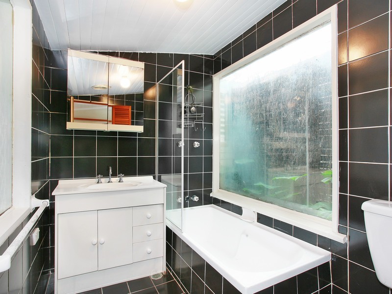 33 RENWICK STREET, Leichhardt NSW 2040