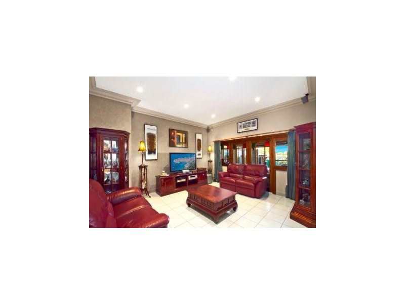 2 Ingham Avenue, Five Dock NSW 2046