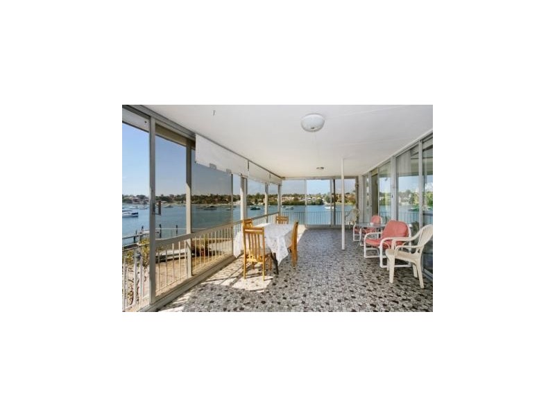 33-35 Burns Crescent, Chiswick NSW 2046