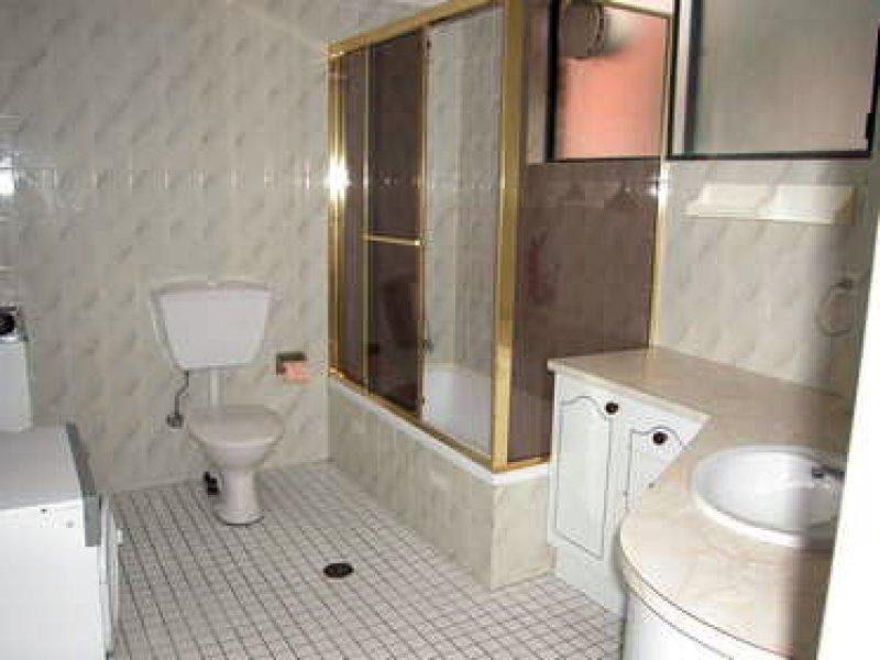 102c St Georges Cr, Drummoyne NSW 2047