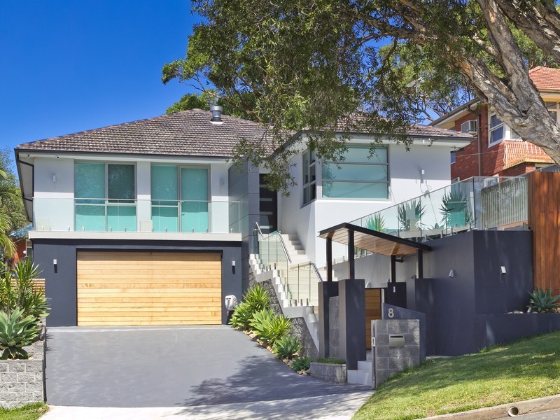 8 Loville Avenue, Peakhurst Heights NSW 2210