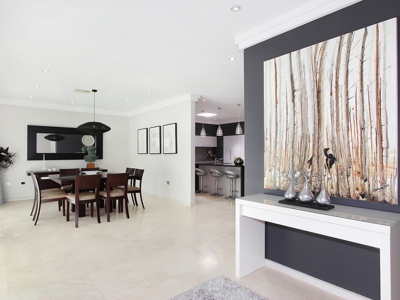 8 Loville Avenue, Peakhurst Heights NSW 2210