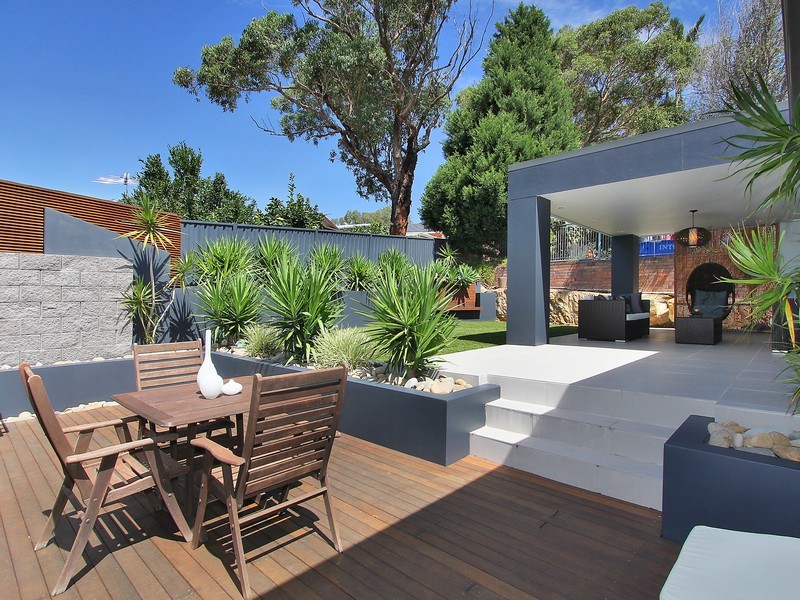 8 Loville Avenue, Peakhurst Heights NSW 2210