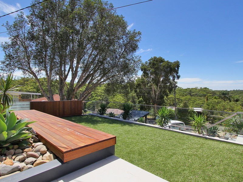 8 Loville Avenue, Peakhurst Heights NSW 2210