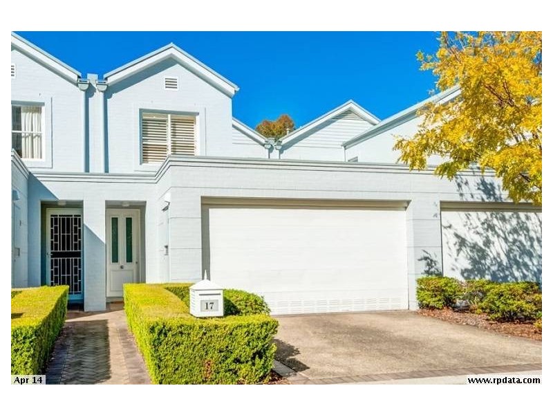 17 JACARANDA AVENUE, Cabarita NSW 2137