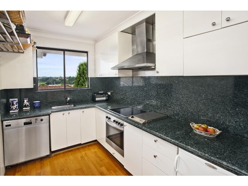 15/27 WALTON CRESCENT, Abbotsford NSW 2046