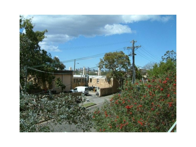 9/3a Bortfield Drive, Chiswick NSW 2046
