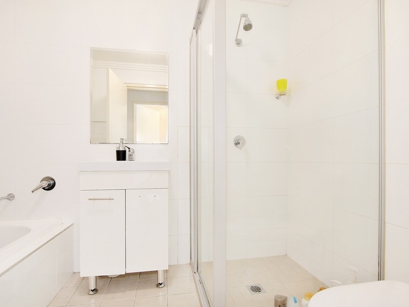 4/2-6 Howard Avenue, Northmead NSW 2152