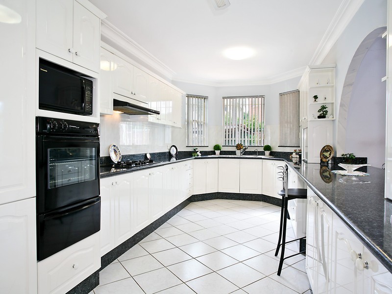 7 Bruce Avenue, Belfield NSW 2191