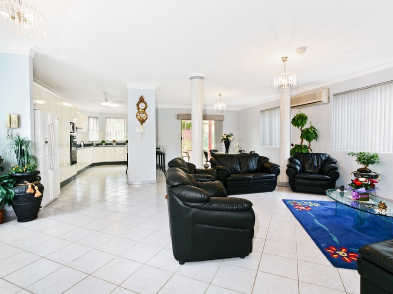 7 Bruce Avenue, Belfield NSW 2191