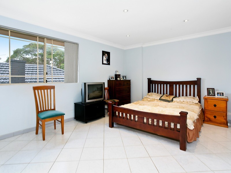 7 Bruce Avenue, Belfield NSW 2191