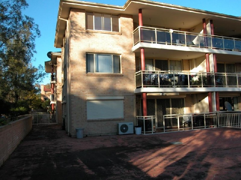 6/12-14 Dellwood Street, Bankstown NSW 2200