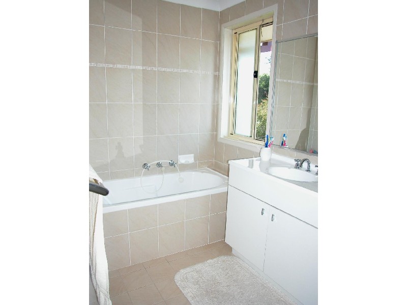 142  WYCOMBE, Yagoona NSW 2199