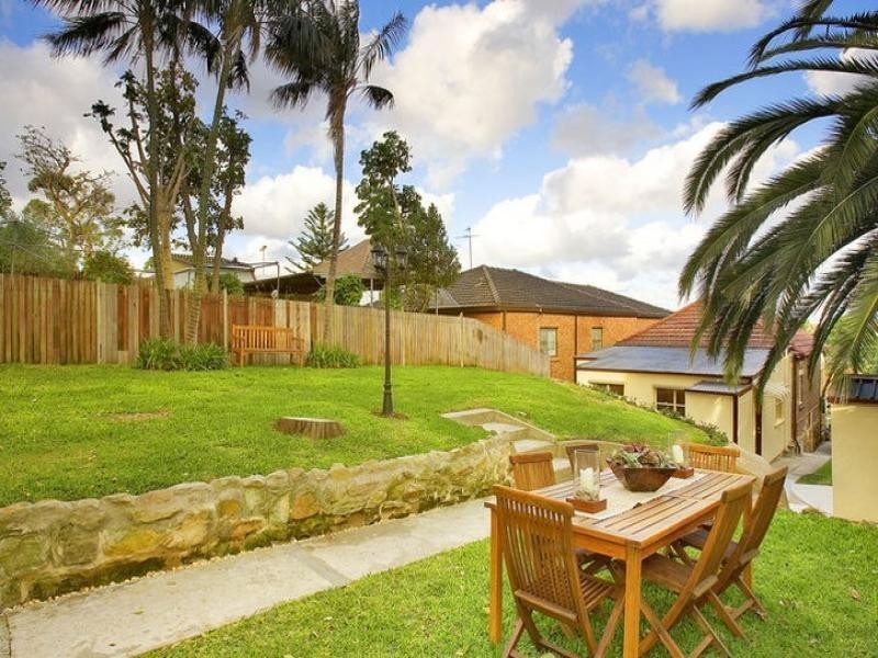 69  THORNLEY STREET , Marrickville NSW 2204