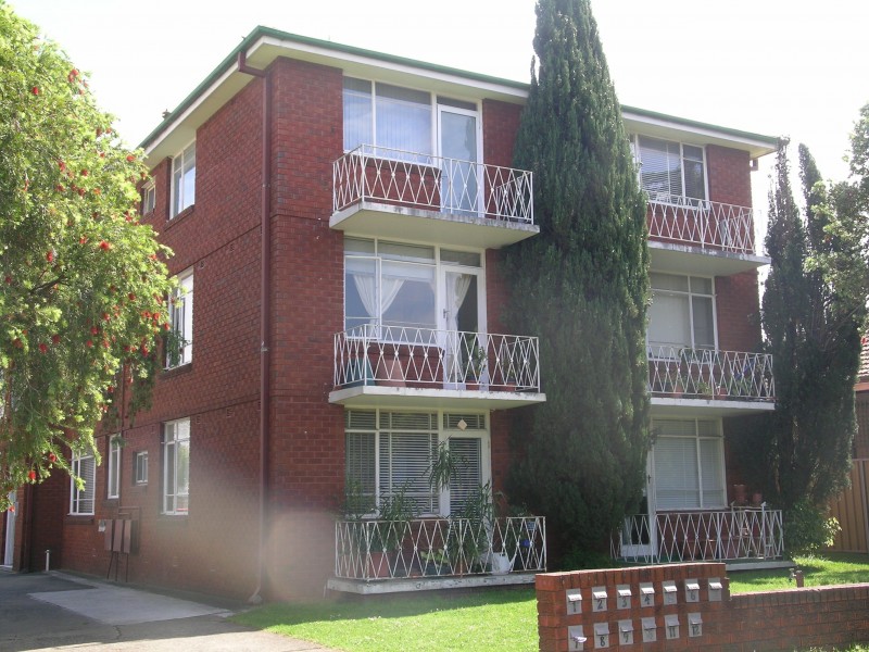 11/39 Clyde St, Croydon Park NSW 2133