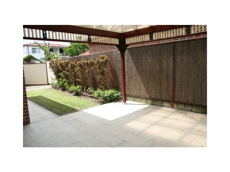 1D Hewitt St, Greenacre NSW 2190