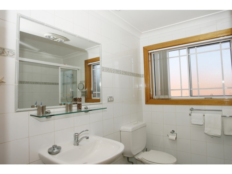 1 heath st, Rodd Point NSW 2046