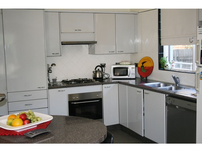 16 Lea Ave, Russell Lea NSW 2046