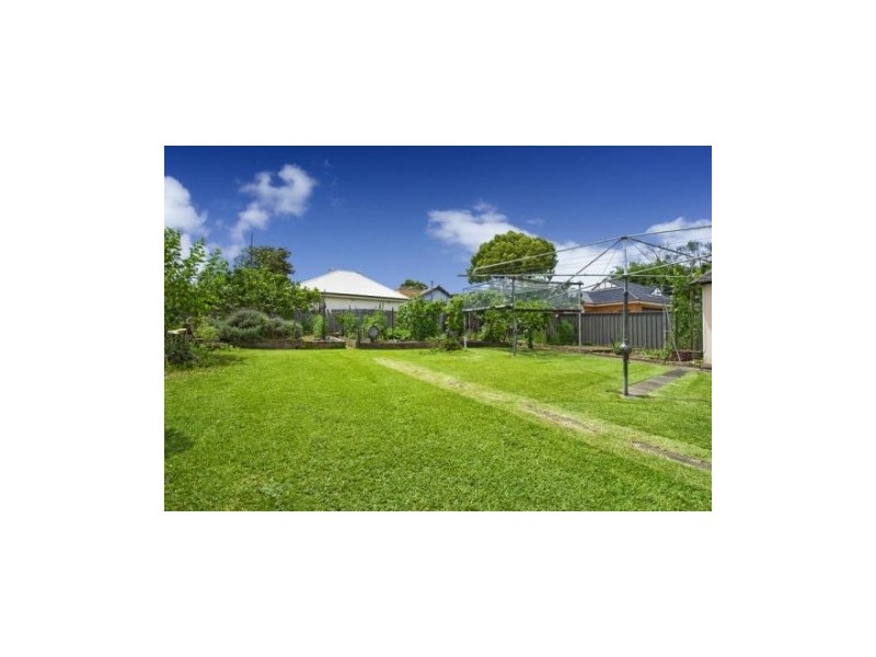 27 Hammond Street, Croydon NSW 2132