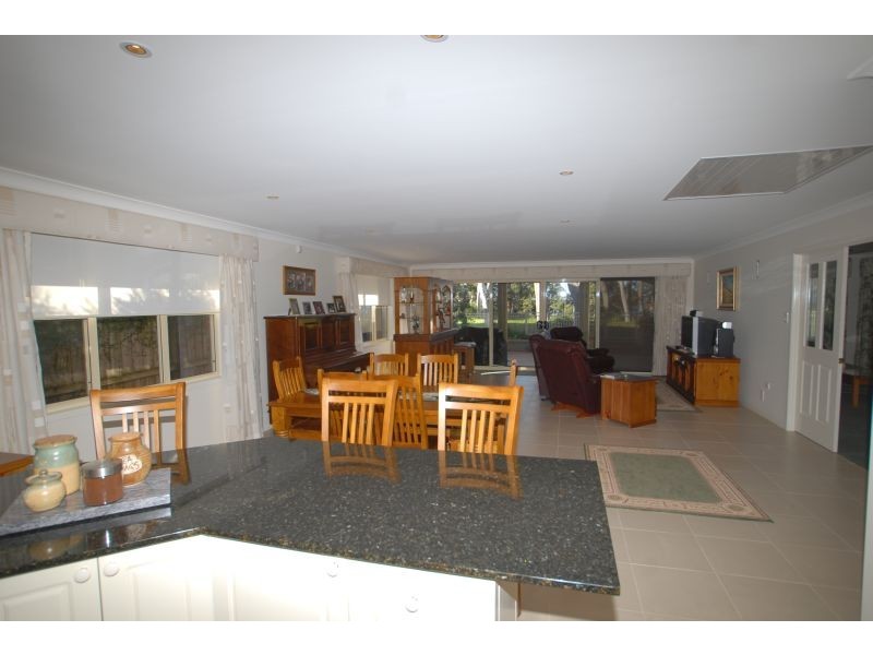 Tuggerawong NSW 2259