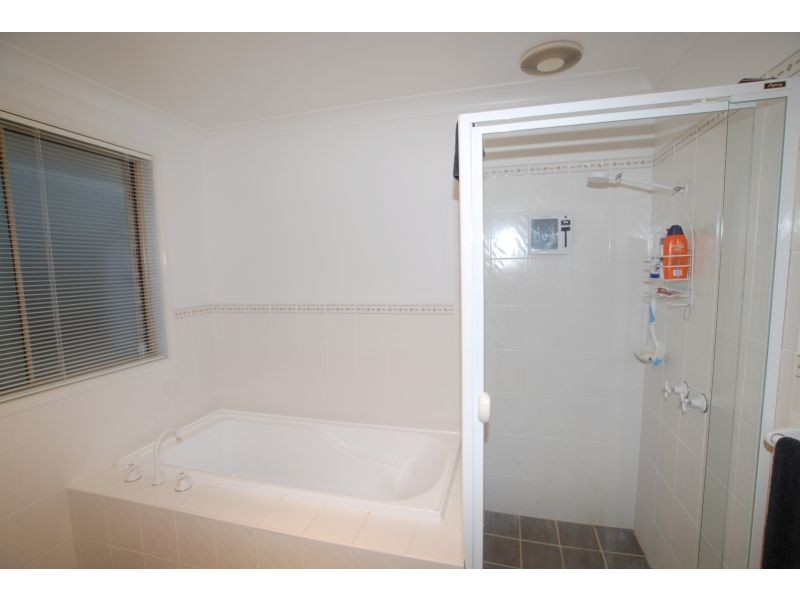 Wadalba NSW 2259