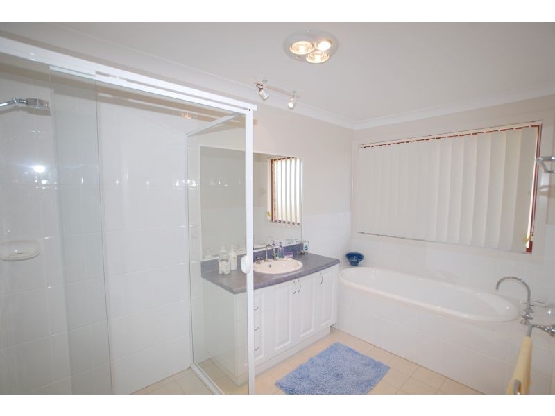 Woongarrah NSW 2259